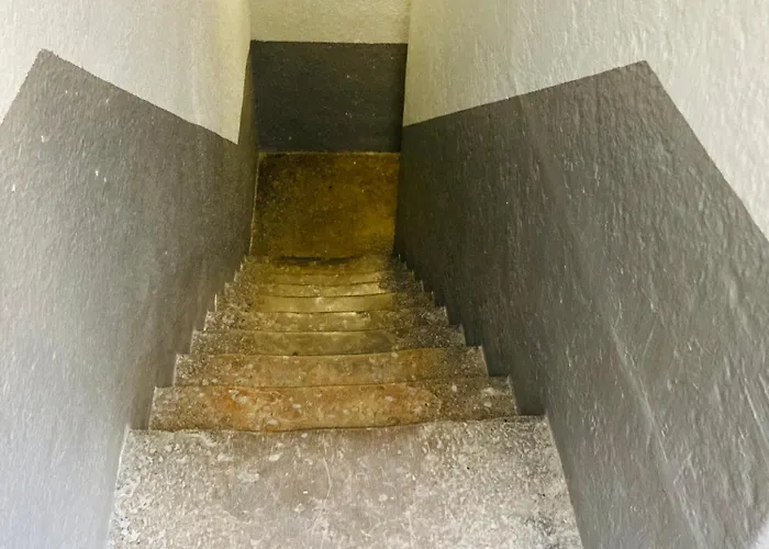 דירה Le Pompadour - Magnifique T2 Place Bellecour 4eme Etage Sans Ascenseur - 4th Floor No Elevator ליון